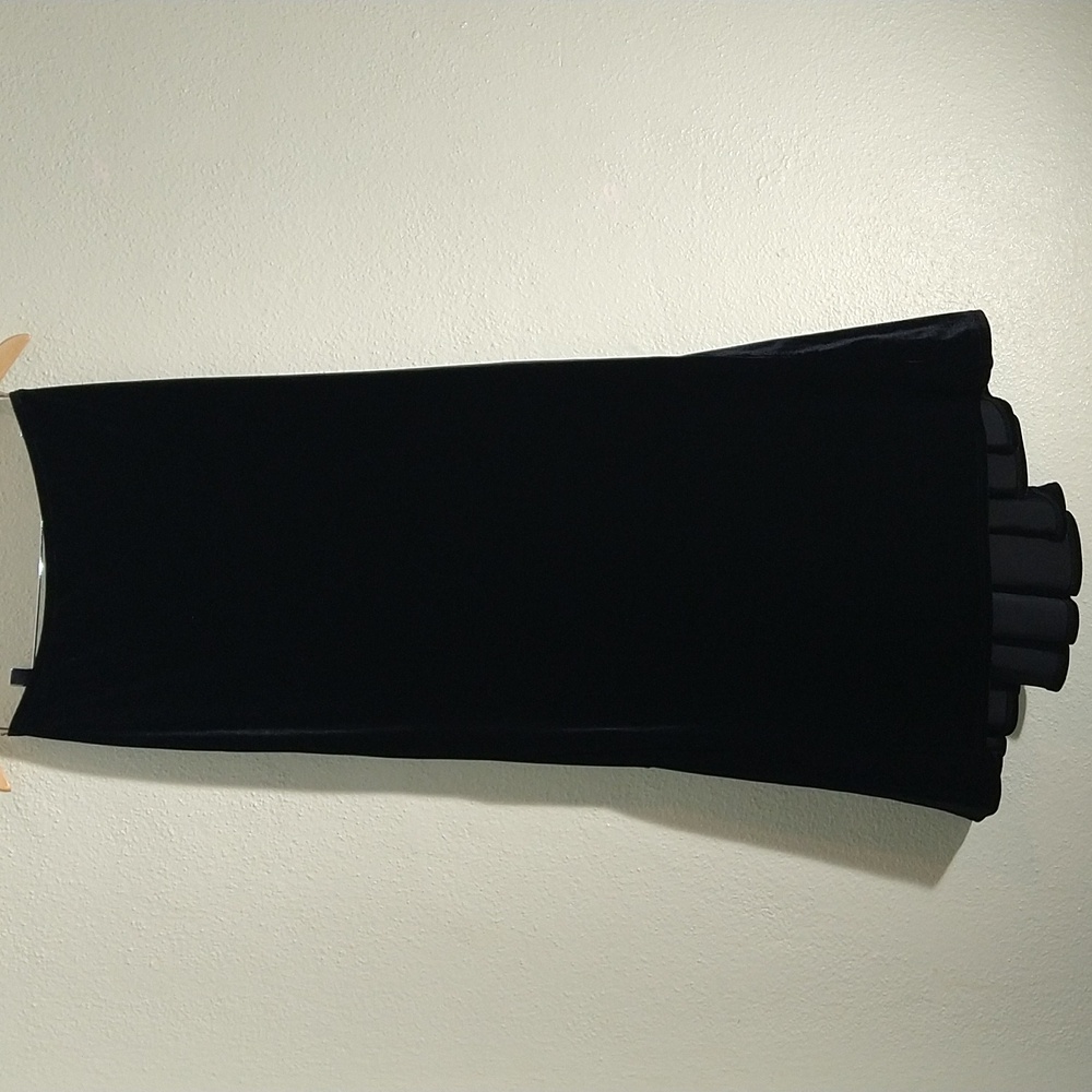 Flora Nikrooz Black Velvet  skirt size S